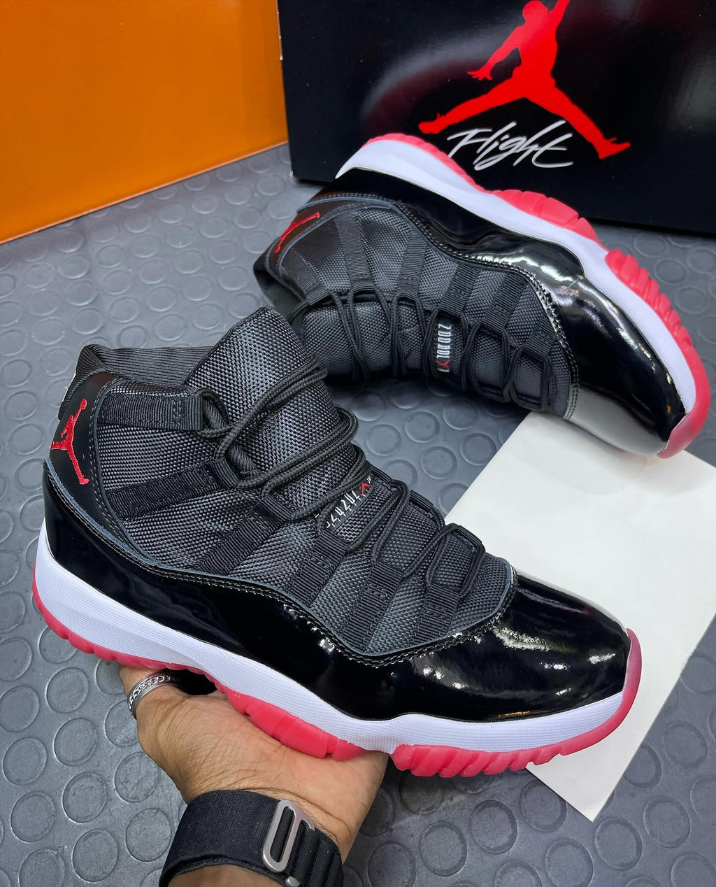Jordan 11 Retro Bred